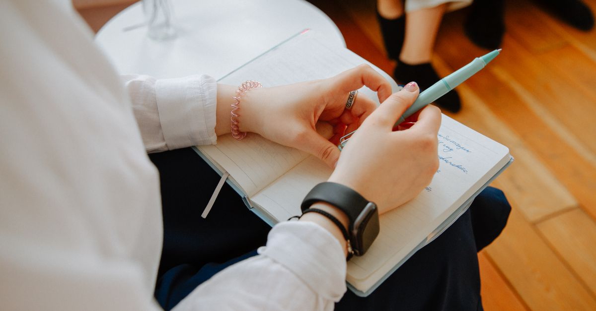 Benefits of Online Therapy: A Guide for Central Coast Individuals