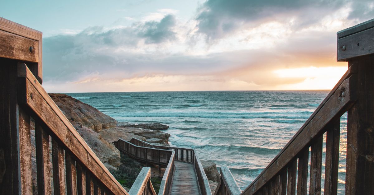 Strategies for Implementing Acceptance and Commitment Therapy in Daily Life