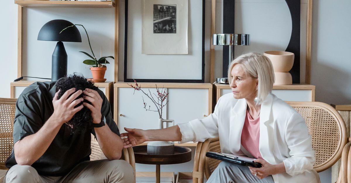 Top Courses for Continuing Professional Development in Therapy